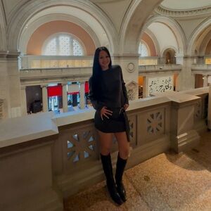 Meet your Posher, Avery